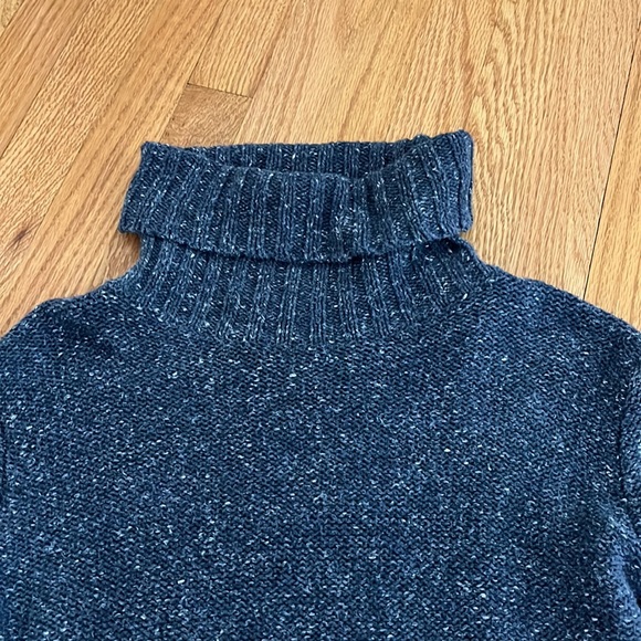 Madewell Turtleneck - Picture 2 of 4